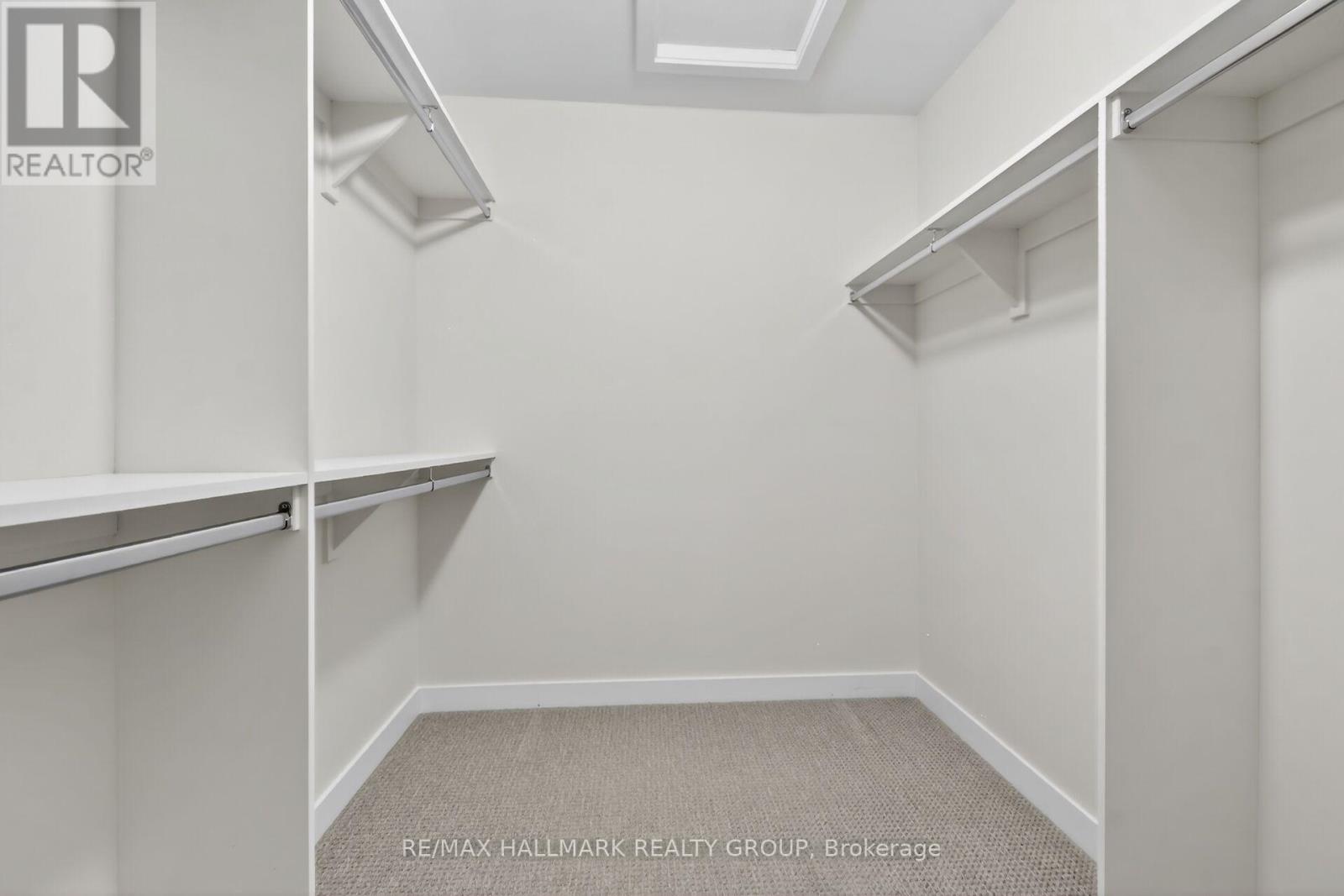 402 JEWELWING PRIVATE - Image 29