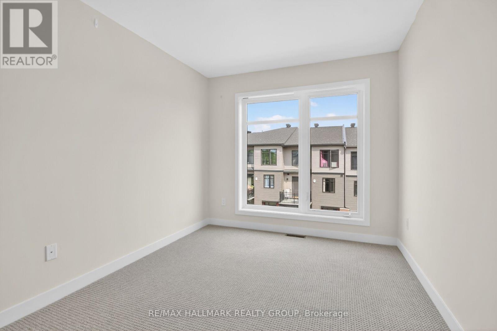402 JEWELWING PRIVATE - Image 32