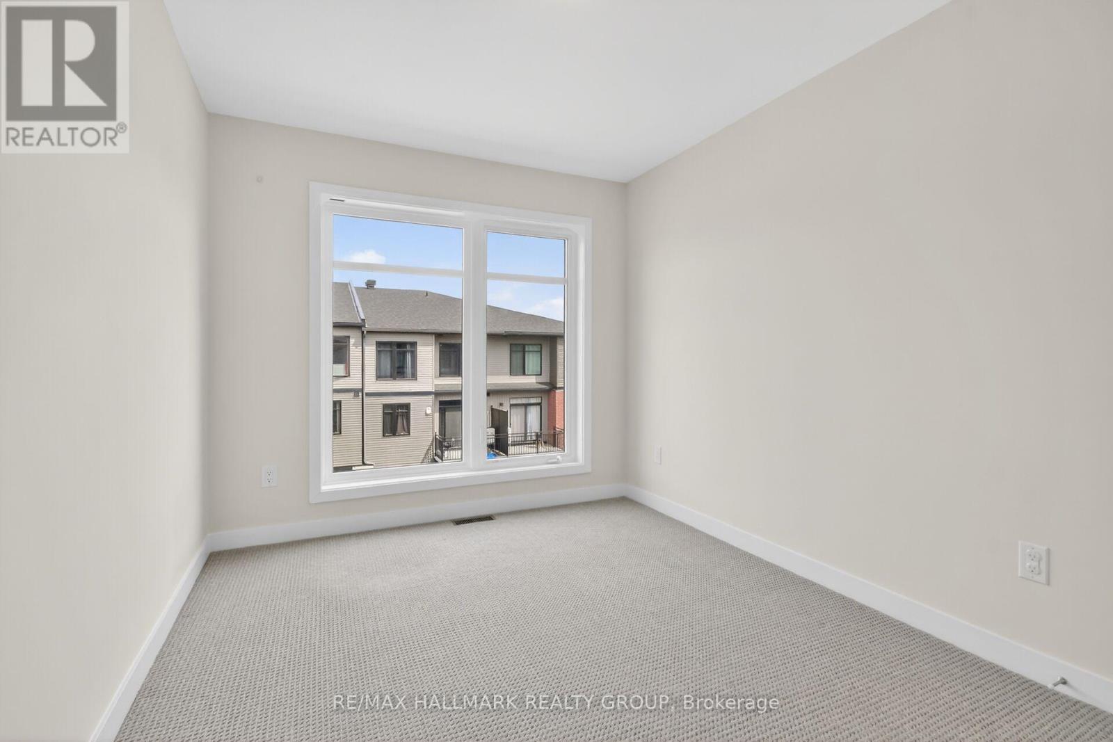 402 JEWELWING PRIVATE - Image 33