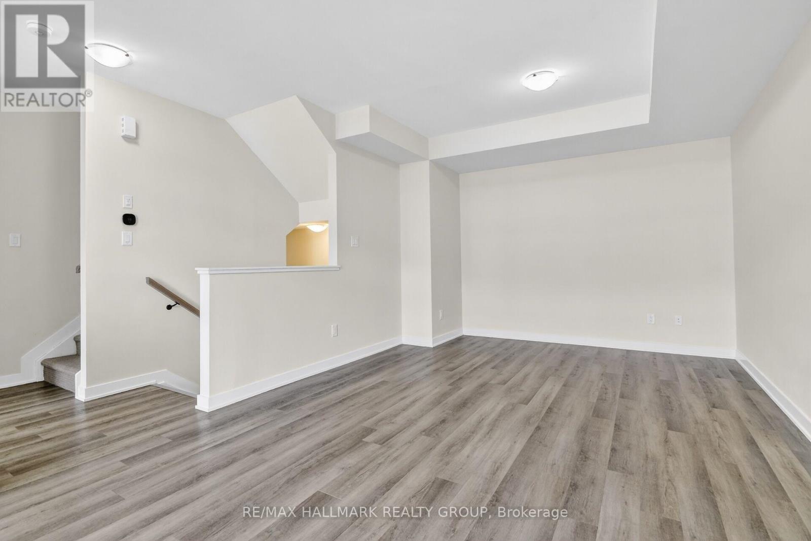 9 foot Ceilings on this floor