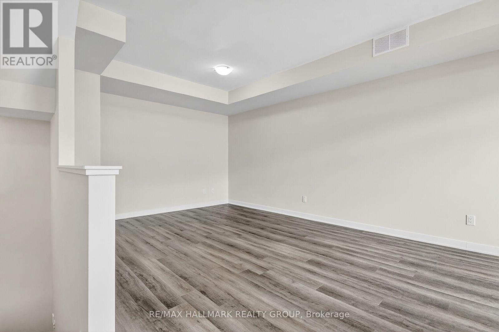 402 JEWELWING PRIVATE - Image 6