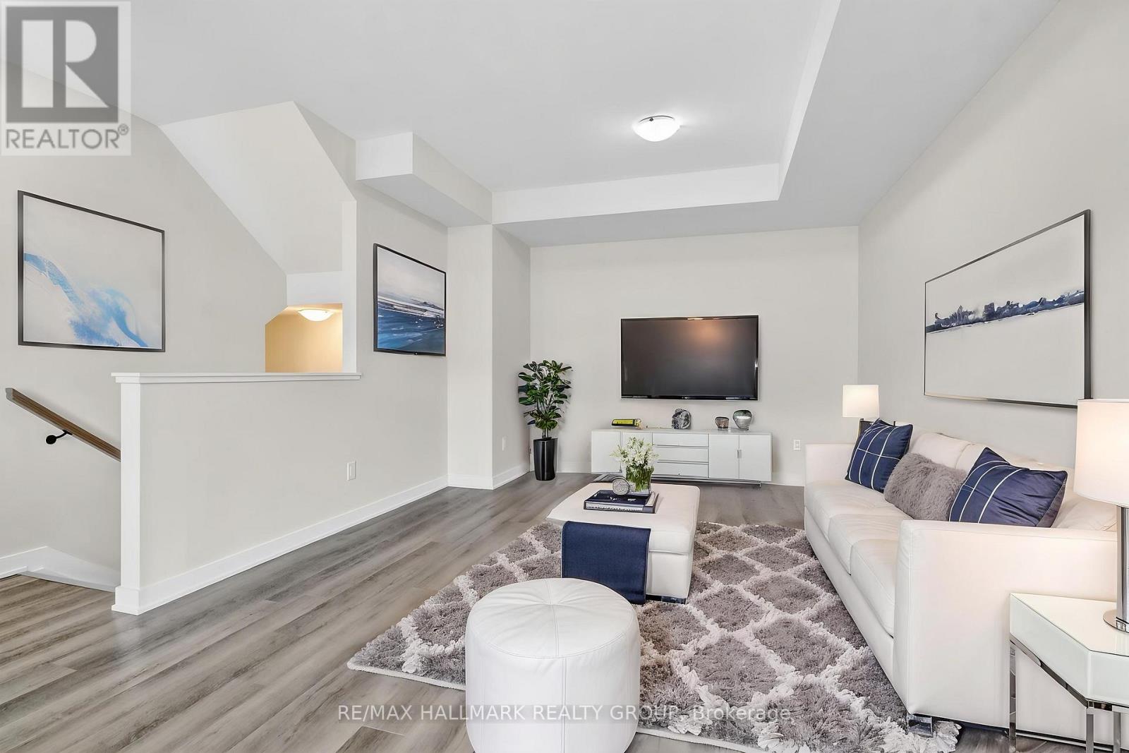 402 JEWELWING PRIVATE - Image 7