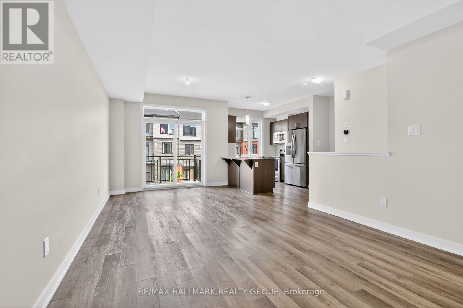 402 JEWELWING PRIVATE - Image 8