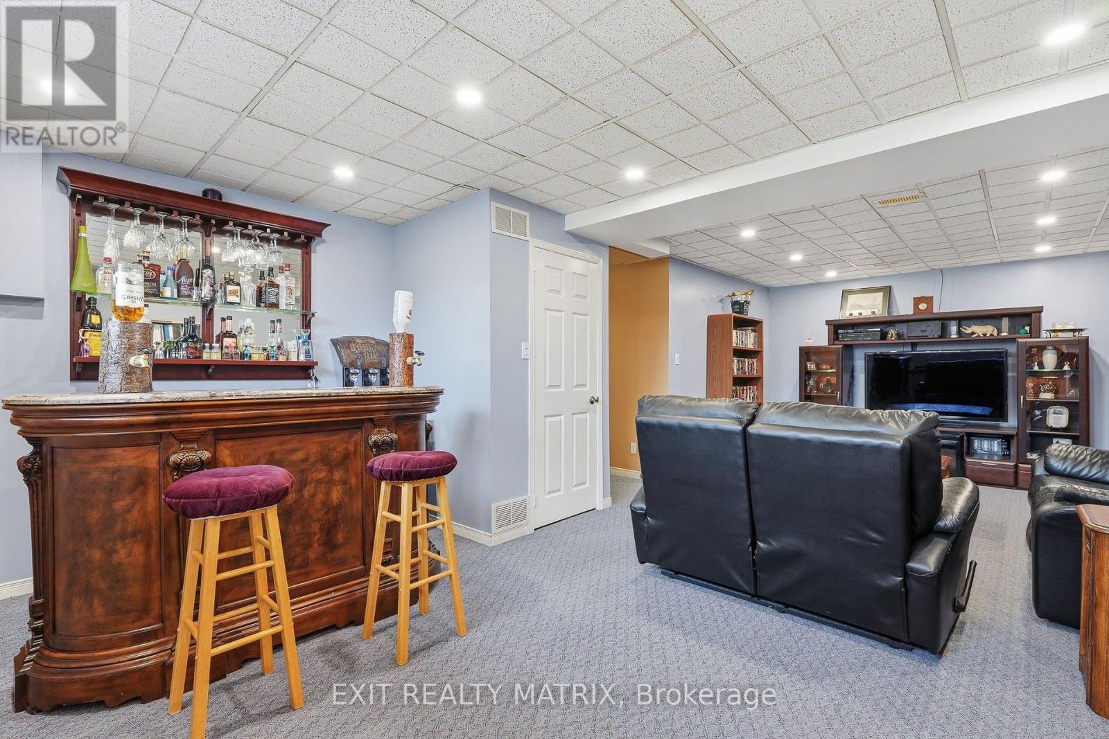 56 ISABELLE STREET - 23