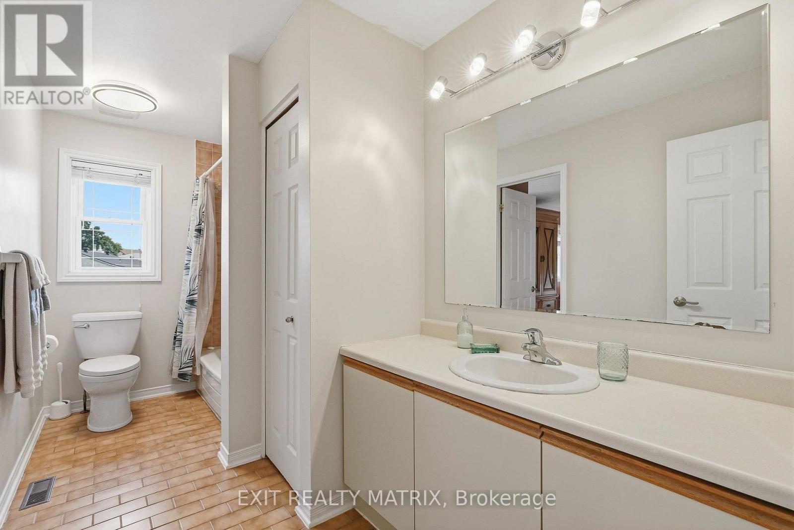 56 ISABELLE STREET - Image 29