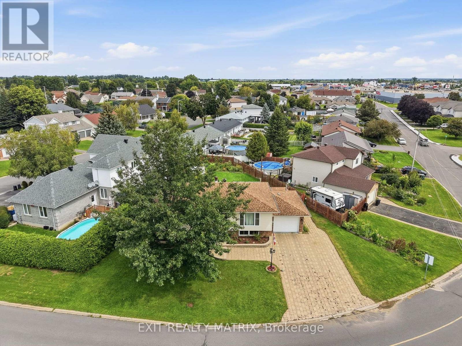 56 ISABELLE STREET - 36