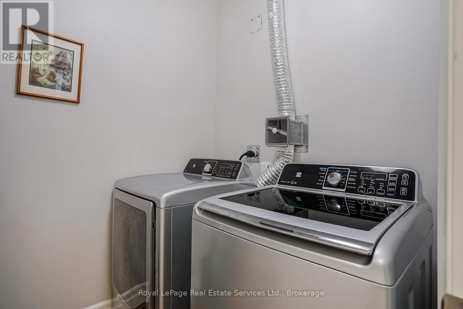 #303 360 PEARL STREET - Image 16