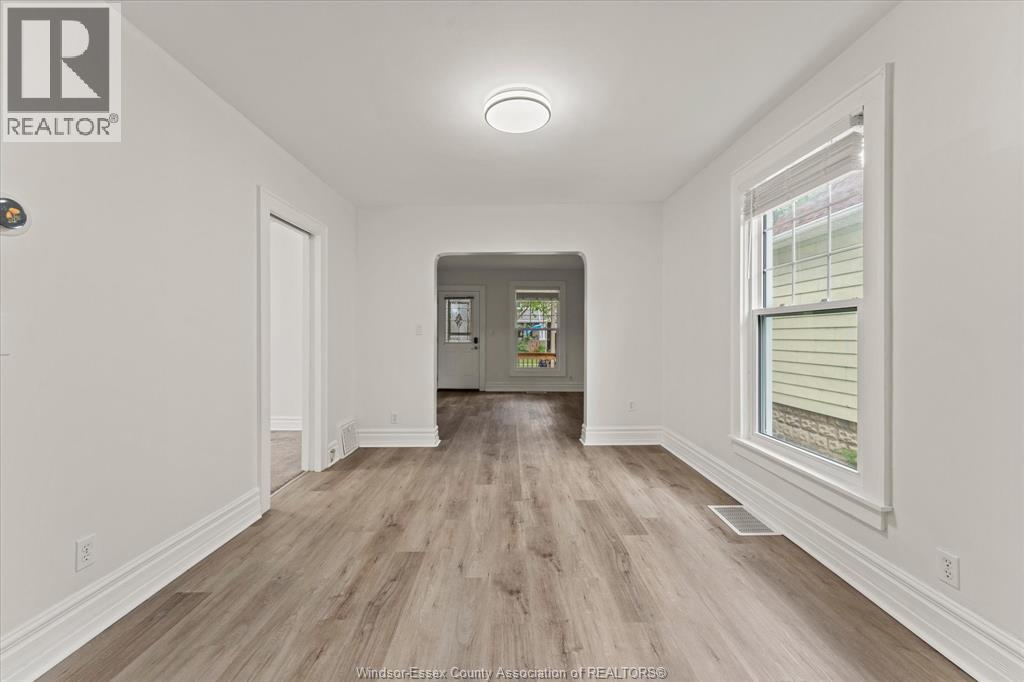 1215 LINCOLN ROAD - 8