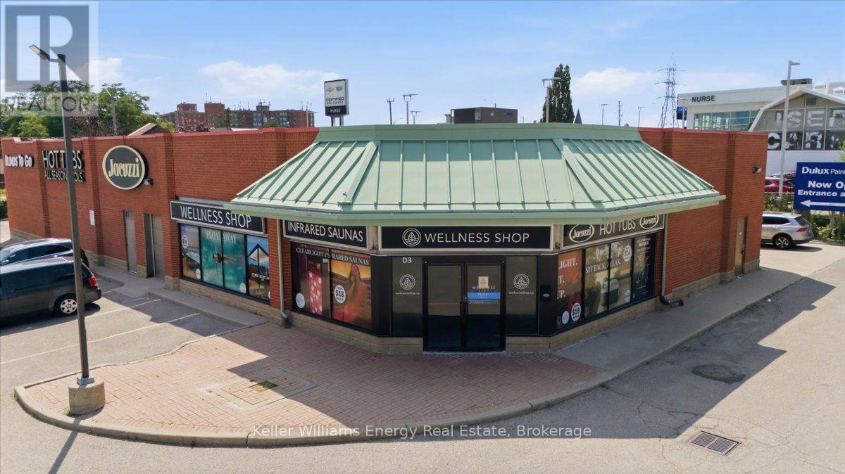 D3 - 1540 DUNDAS STREET E