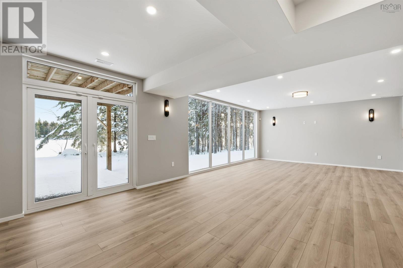 103 Canoe Crescent - 38