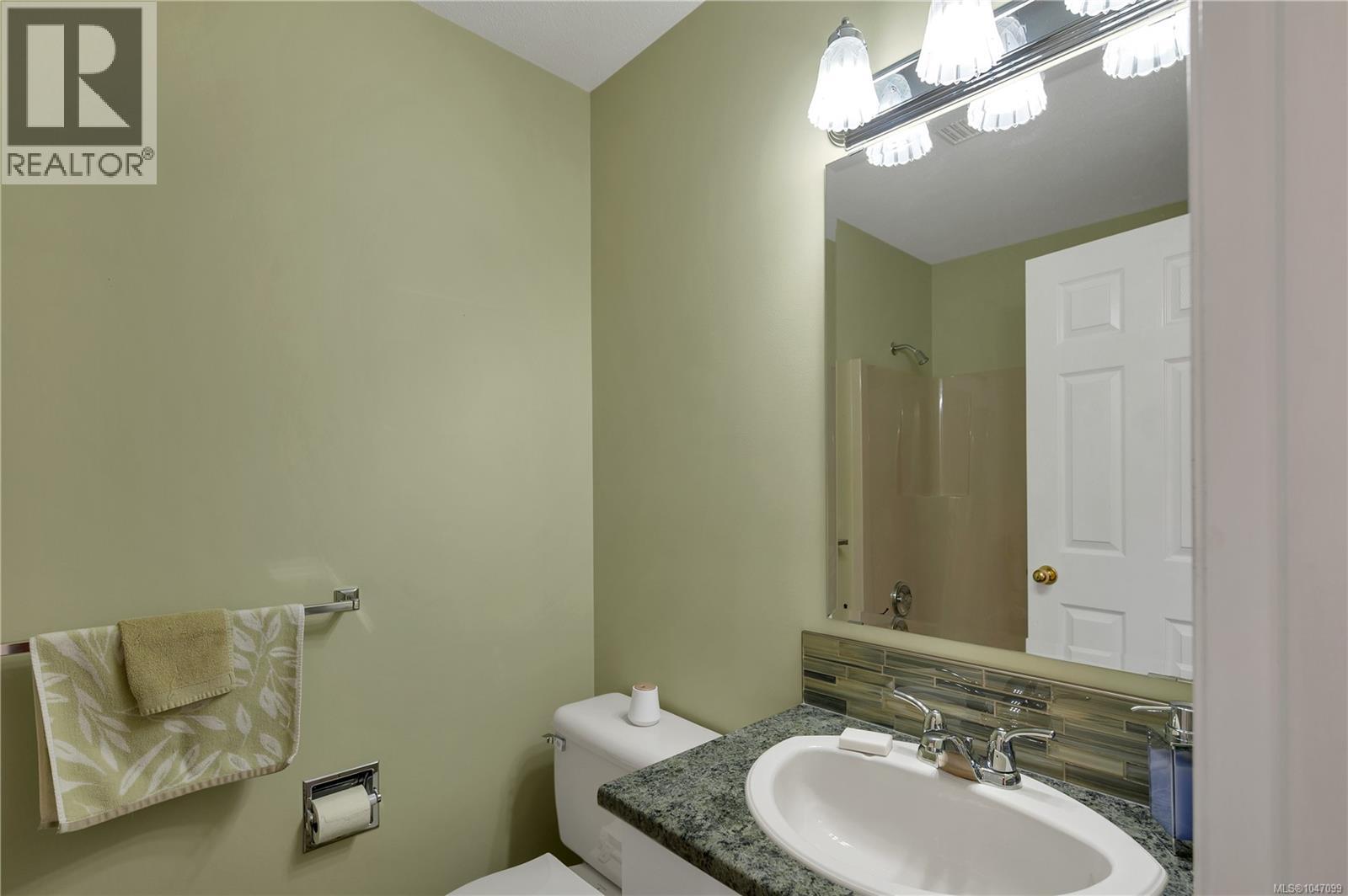 115 Colorado Dr, Campbell River
