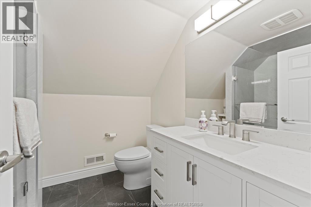 768 WEST BELLE RIVER ROAD - Image 18