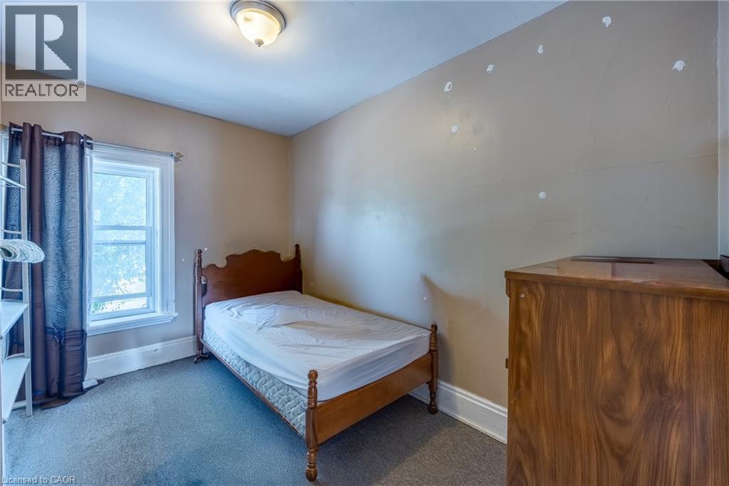 302 SIMCOE Street - Image 16