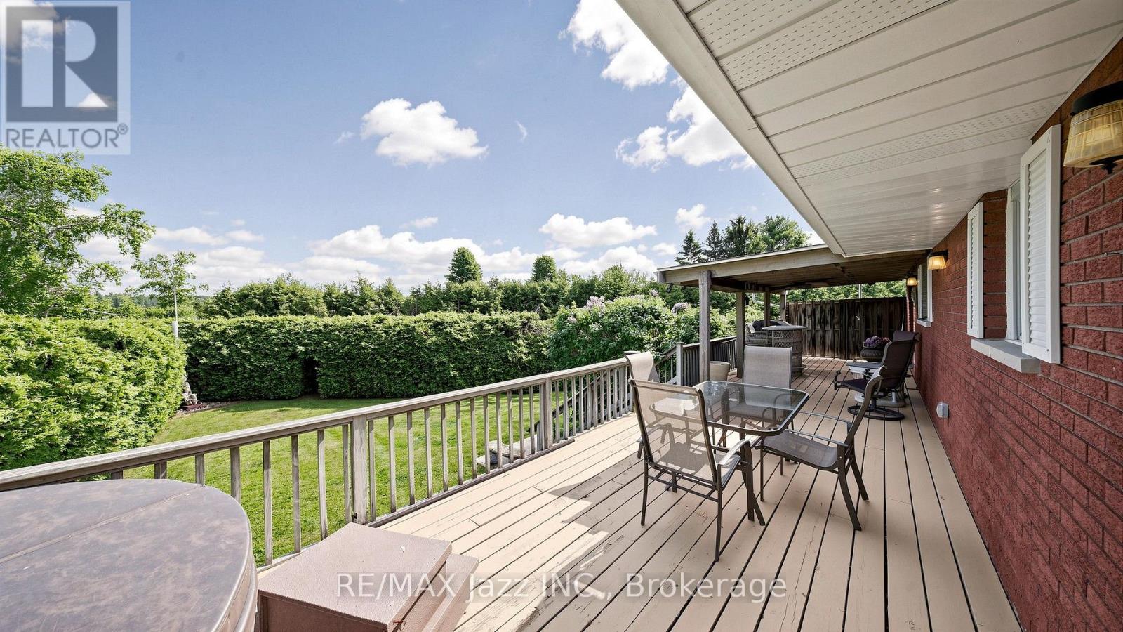 15 BEAVERS LANE - Image 8