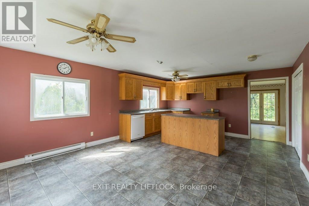 194 COUNTY RD 10 - Image 9