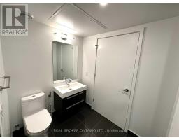 1401 - 39 Roehampton Avenue, Toronto, ON M4P1P9 Photo 7
