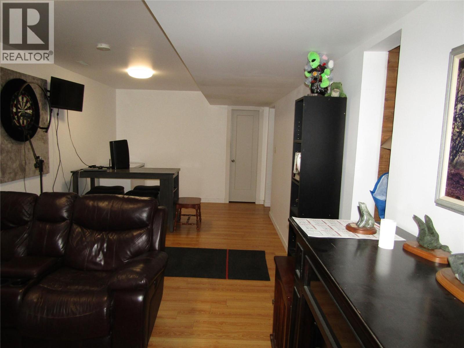 817 Kimberley Avenue - Image 46