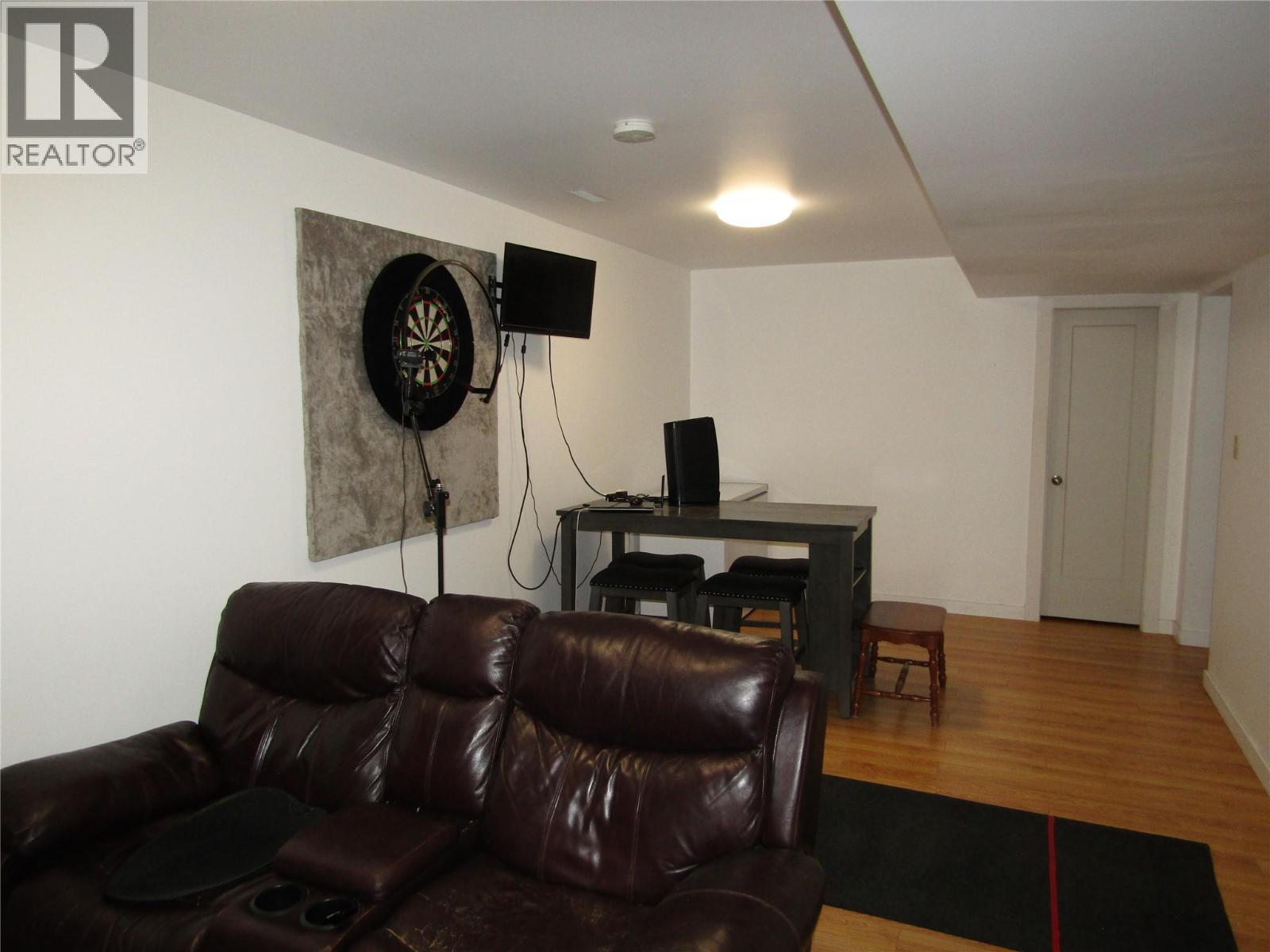 817 Kimberley Avenue - Image 41