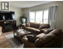 Living room - 817 Kimberley Avenue, Greenwood, BC V0H1J0 Photo 14