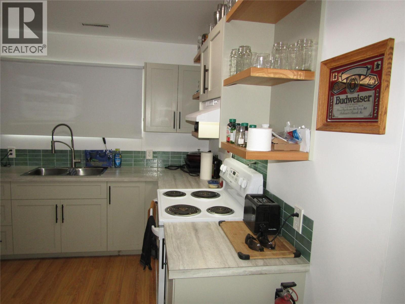 817 Kimberley Avenue - 39