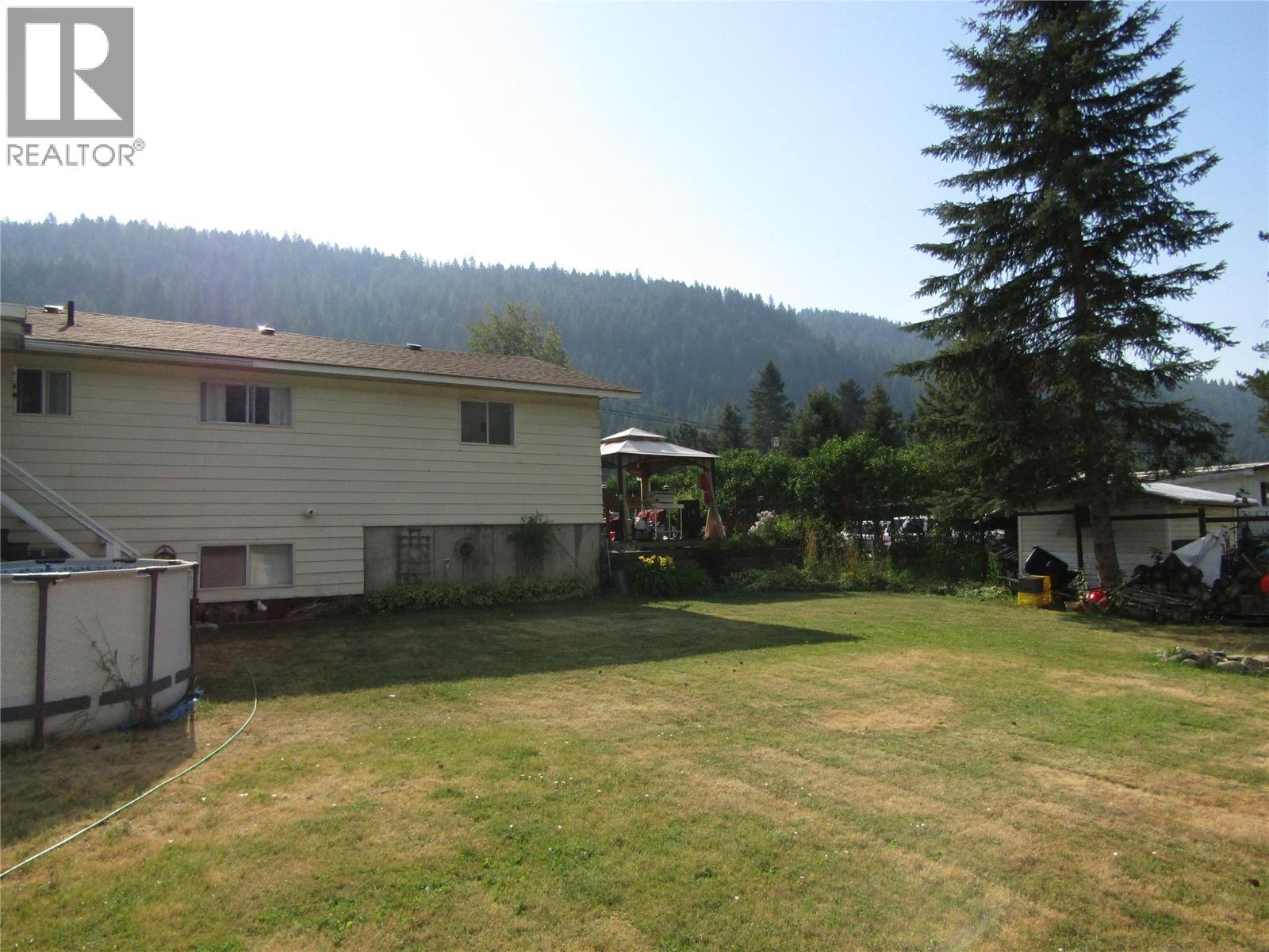 817 Kimberley Avenue - 55