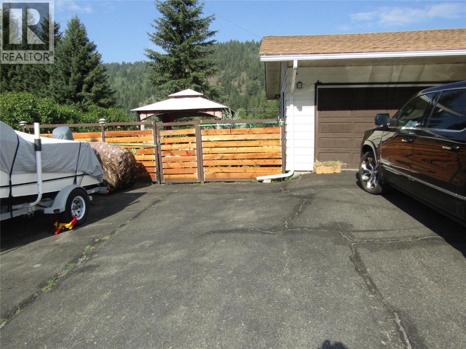 817 Kimberley Avenue - Image 64