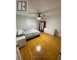 Family room - 3 Lord Roberts Drive, Toronto, ON M1K3W1 Photo 8