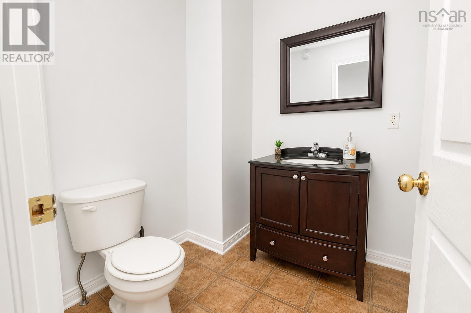 Property 21 of 40 of 16 Water Street