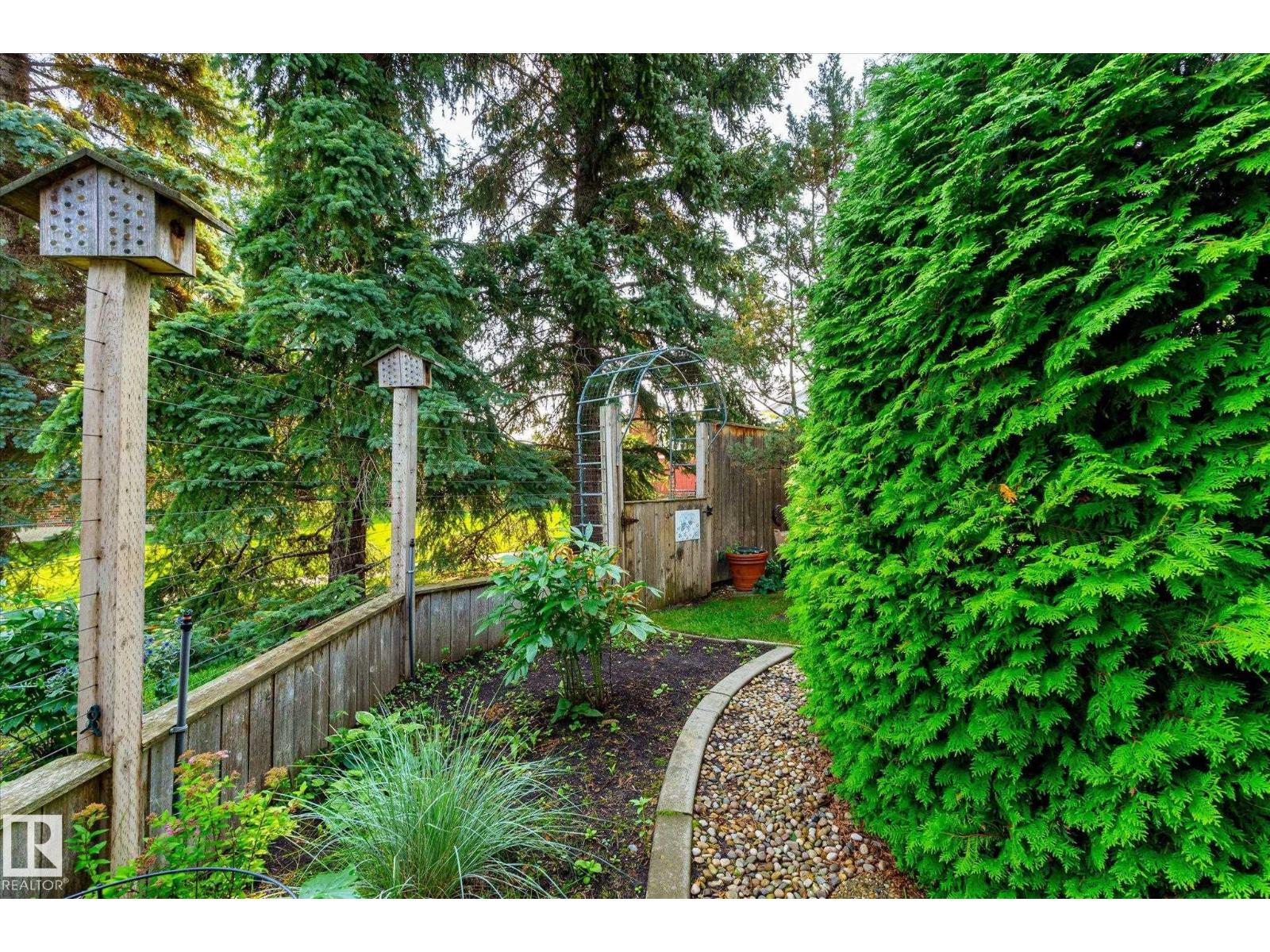241 GREENOCH CR NW - Image 52