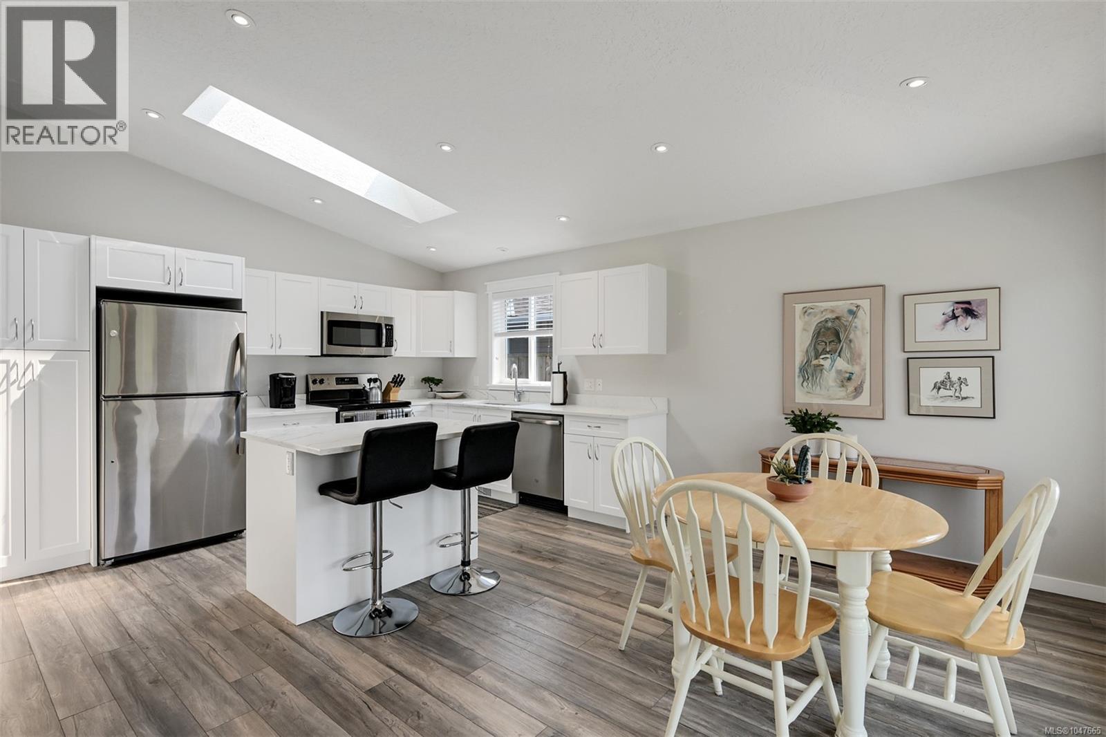 22 7586 Tetayut Rd, Central Saanich