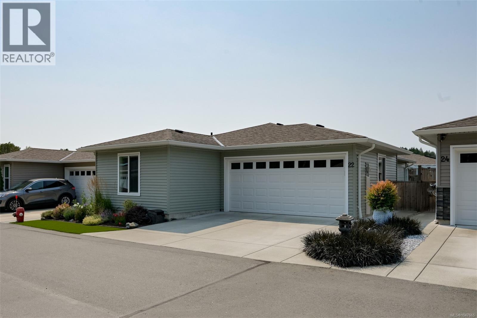 22 7586 Tetayut Rd, Central Saanich