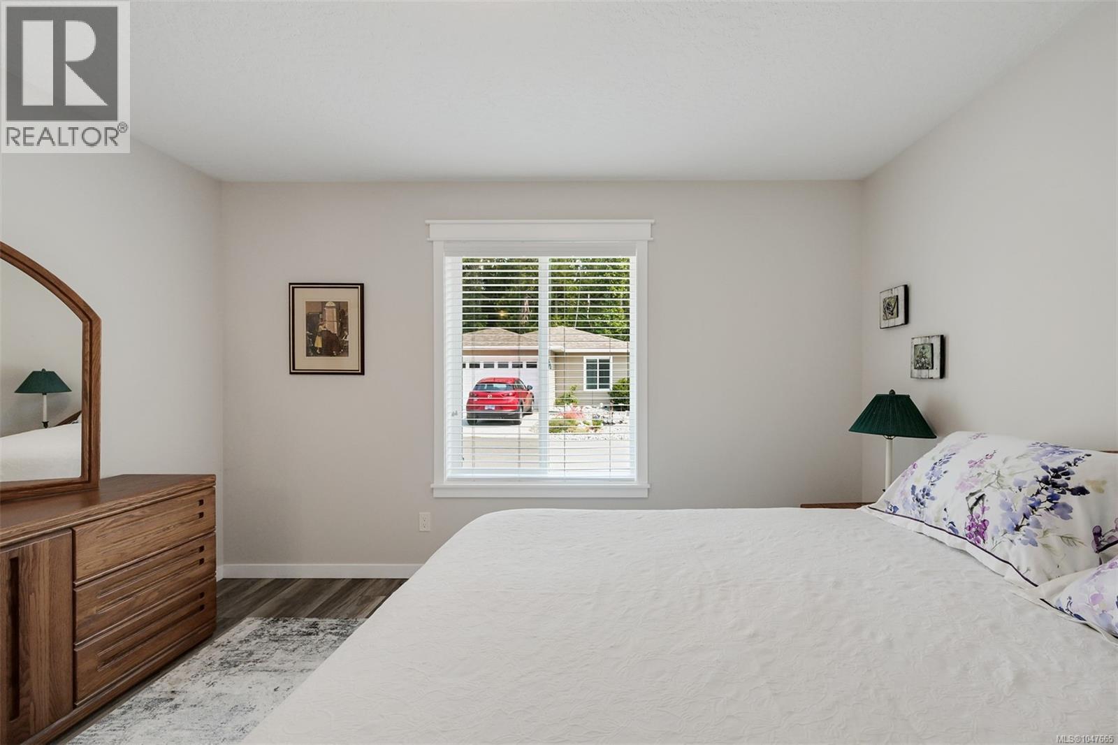 22 7586 Tetayut Rd, Central Saanich