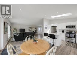 22 7586 Tetayut Rd, Central Saanich, BC V8M0B4 Photo 17