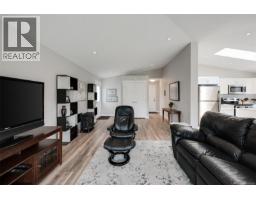 22 7586 Tetayut Rd, Central Saanich, BC V8M0B4 Photo 18