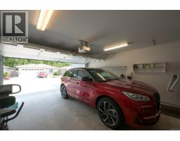 22 7586 Tetayut Rd, Central Saanich, BC V8M0B4 Photo 27