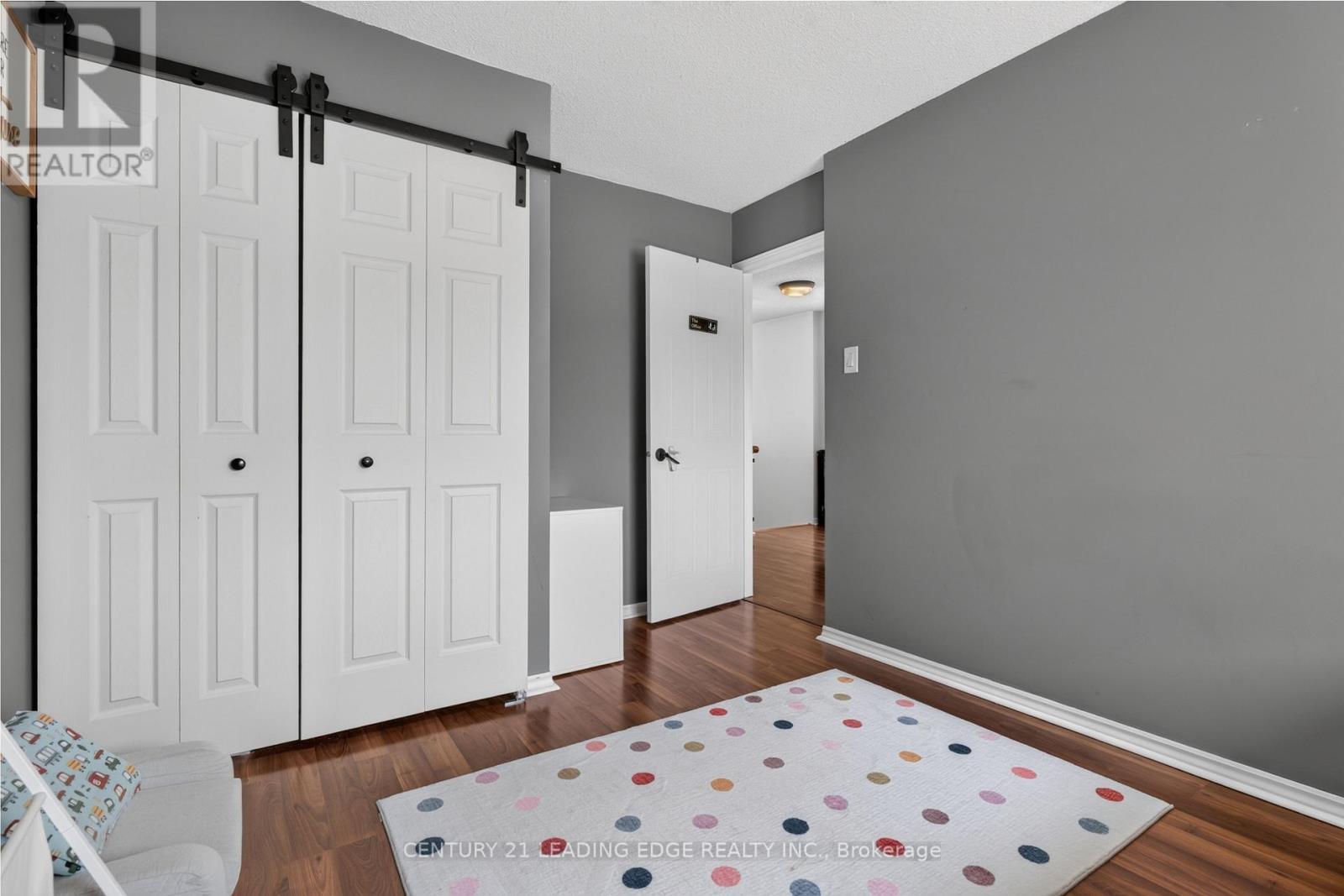 92 VAIL MEADOWS CRESCENT - 28
