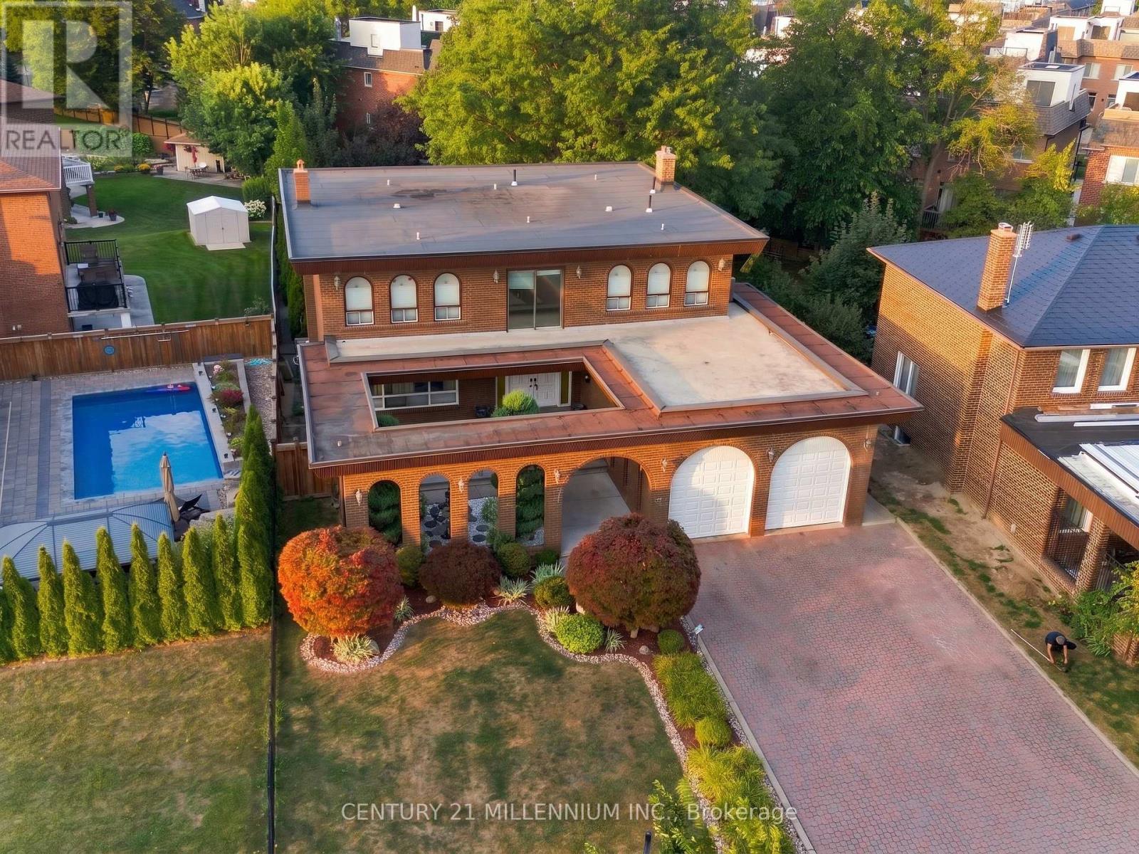 44 WIGWOSS DRIVE - 1
