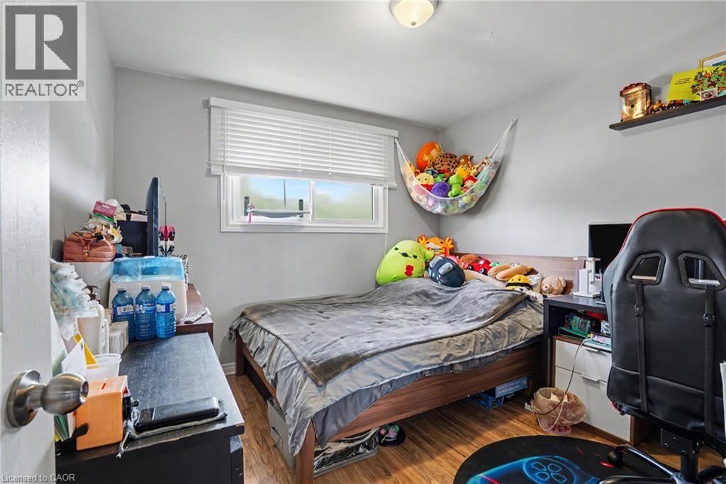 99 MARTINDALE Road - 17