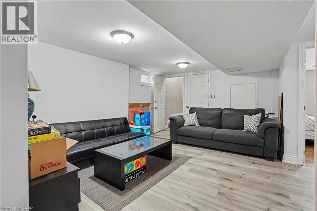99 MARTINDALE Road - Image 21