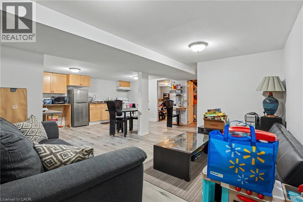 99 MARTINDALE Road - Image 23