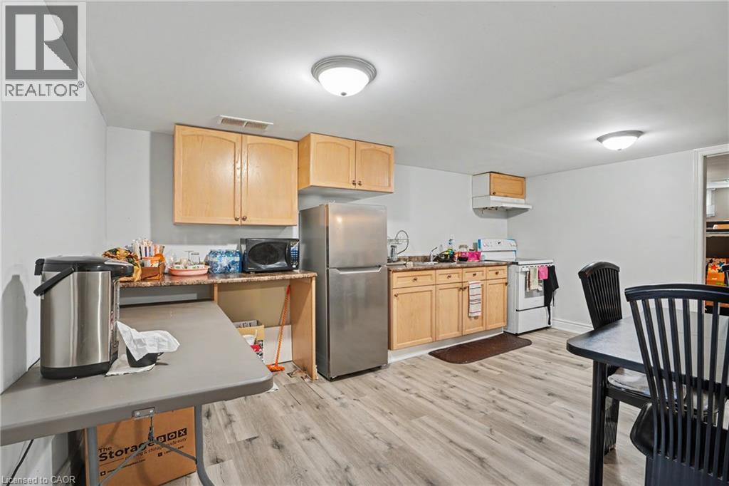 99 MARTINDALE Road - Image 24