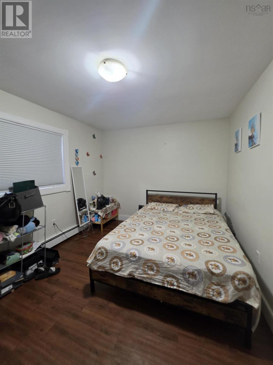 Property 22 of 24 of 181 Evans Avenue