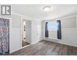 7 Clements Road thumbnail 17