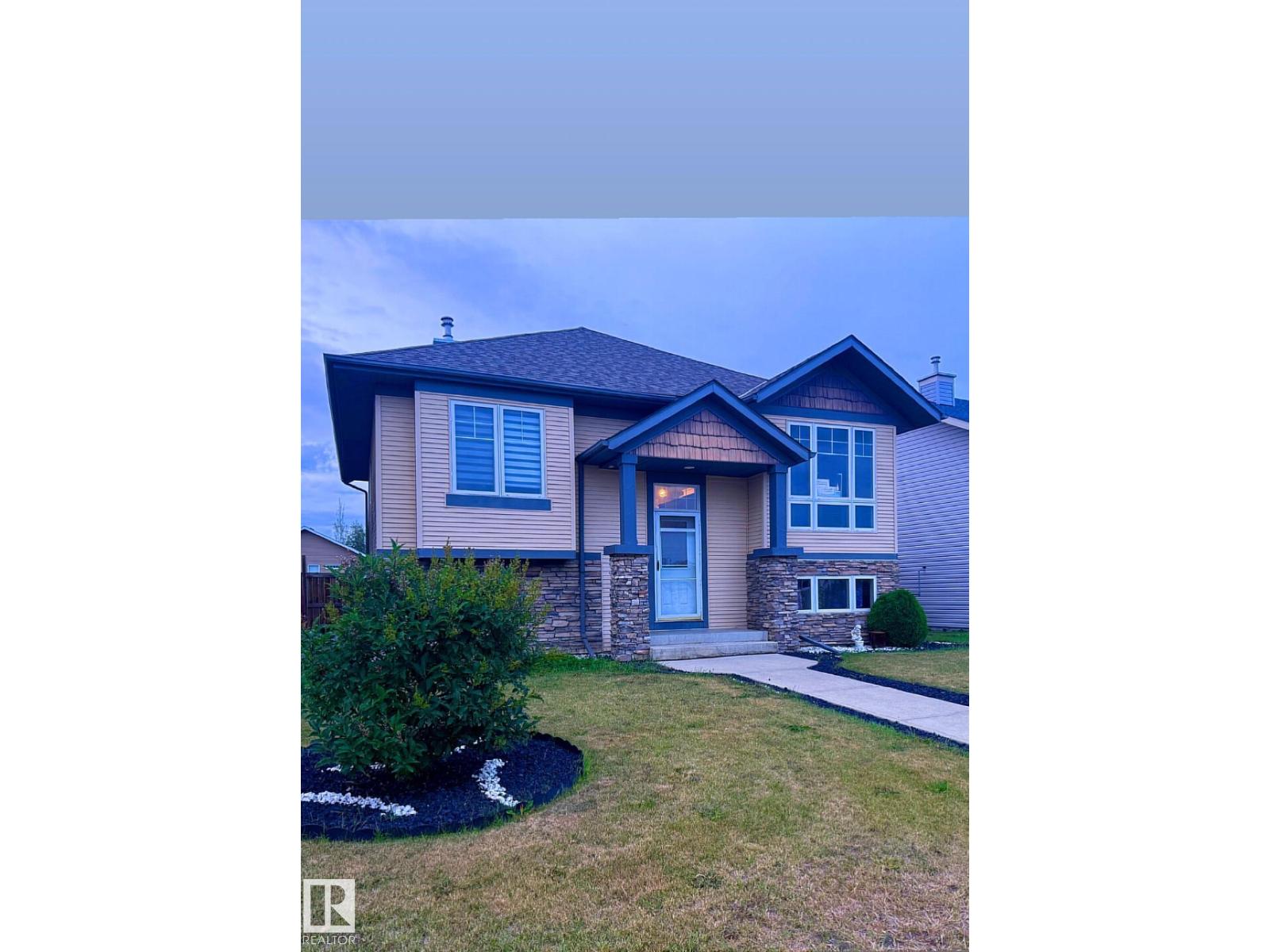 10 Mackenzie Ranch WY
