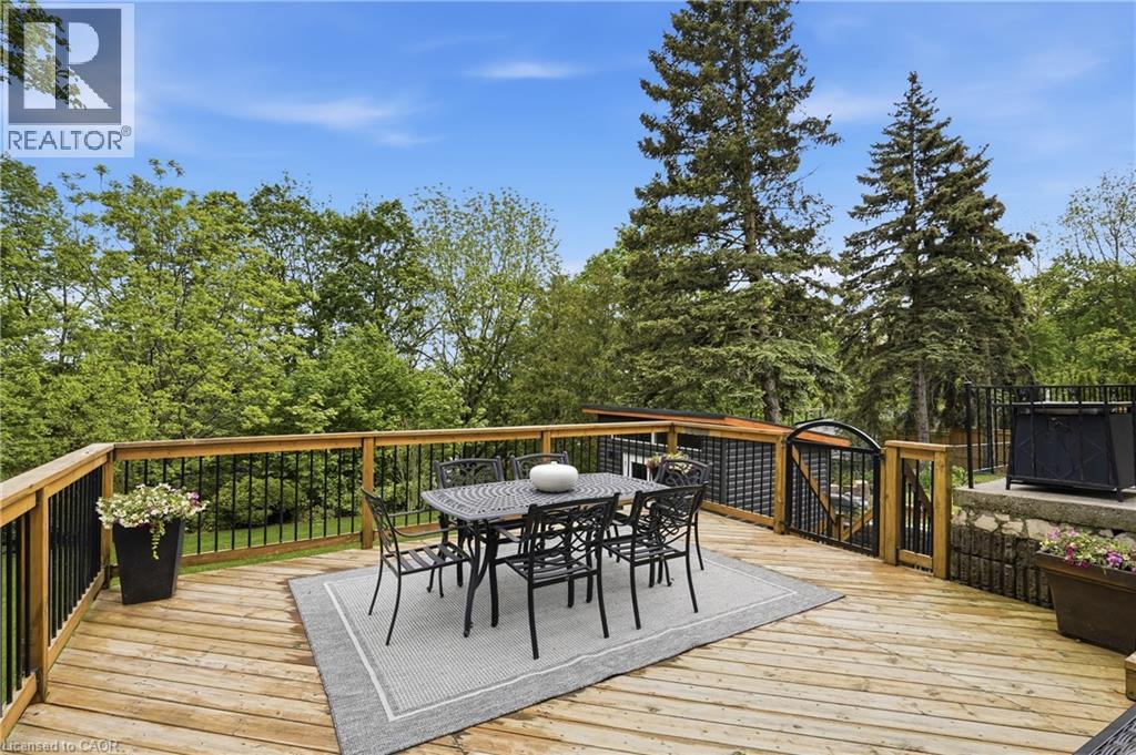 14 LESLIE Drive - 39