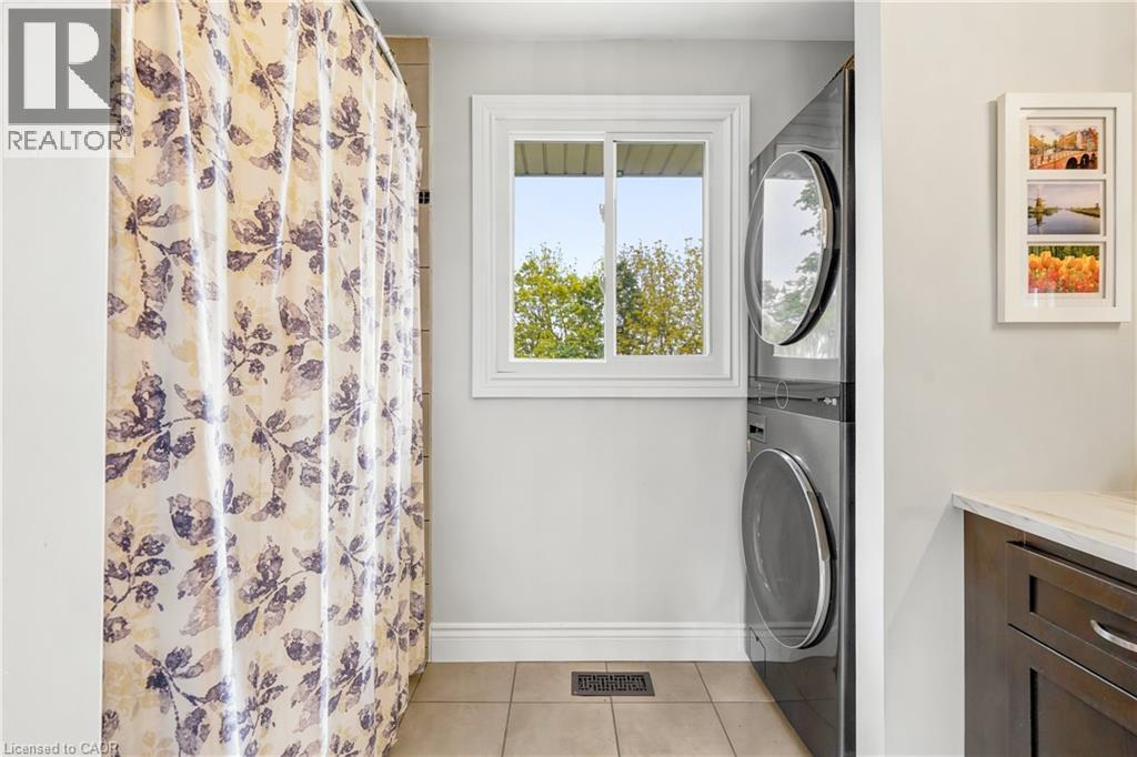 14 LESLIE Drive - Image 23
