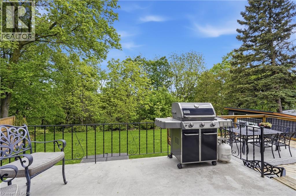 14 LESLIE Drive - 38
