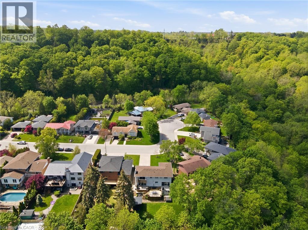 14 LESLIE Drive - 46