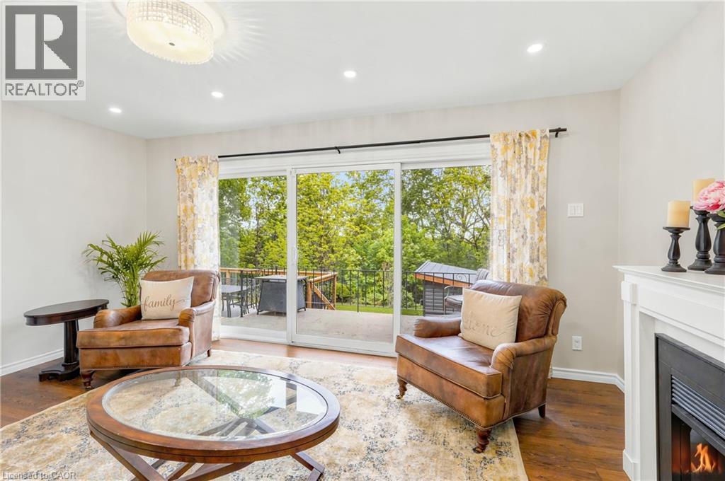 14 LESLIE Drive - 15