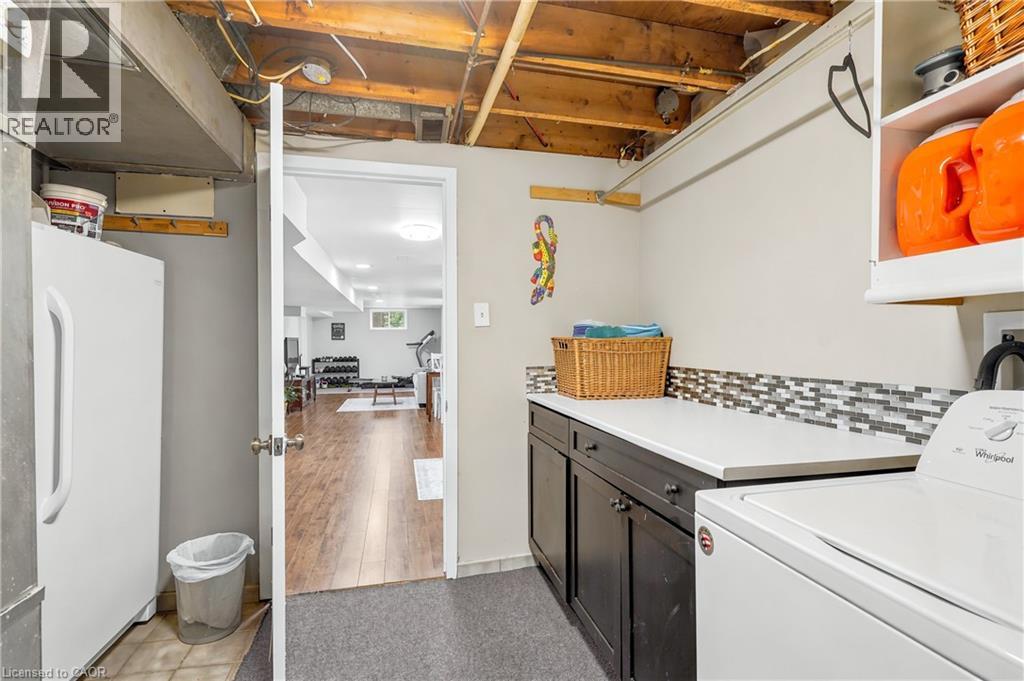 14 LESLIE Drive - Image 31